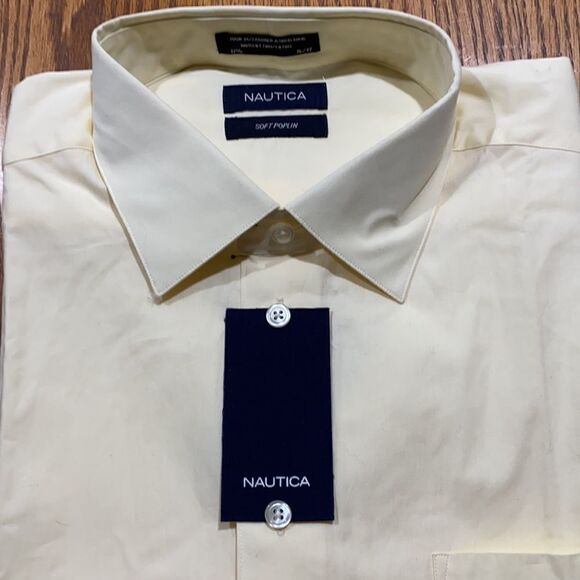 Nautica Men’s Traditional Fit Soft Poplin Dress Shirt - Picture 1 of 5